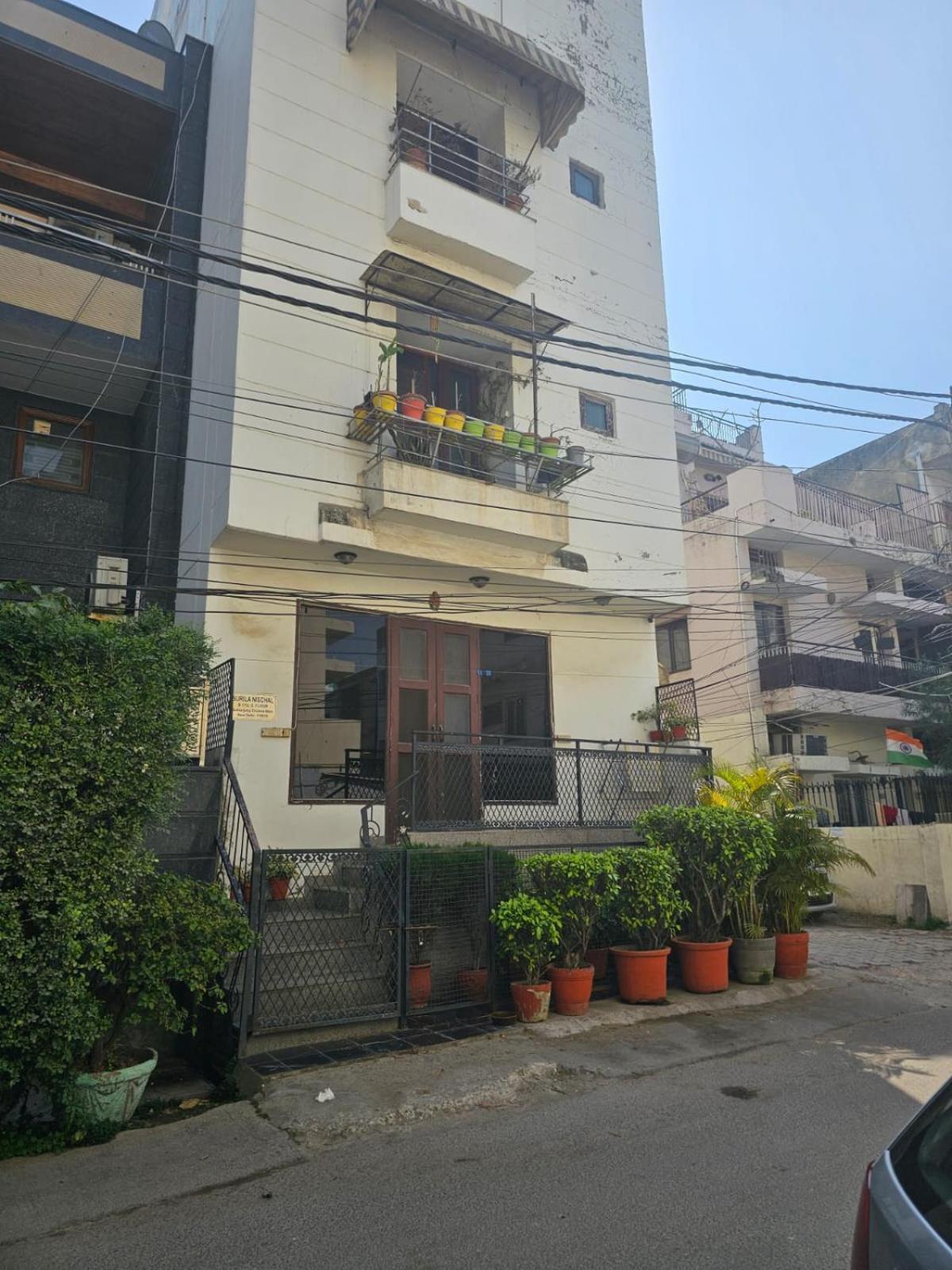 Sky Bloom Luxury Homestay Neu-Delhi Exterior foto