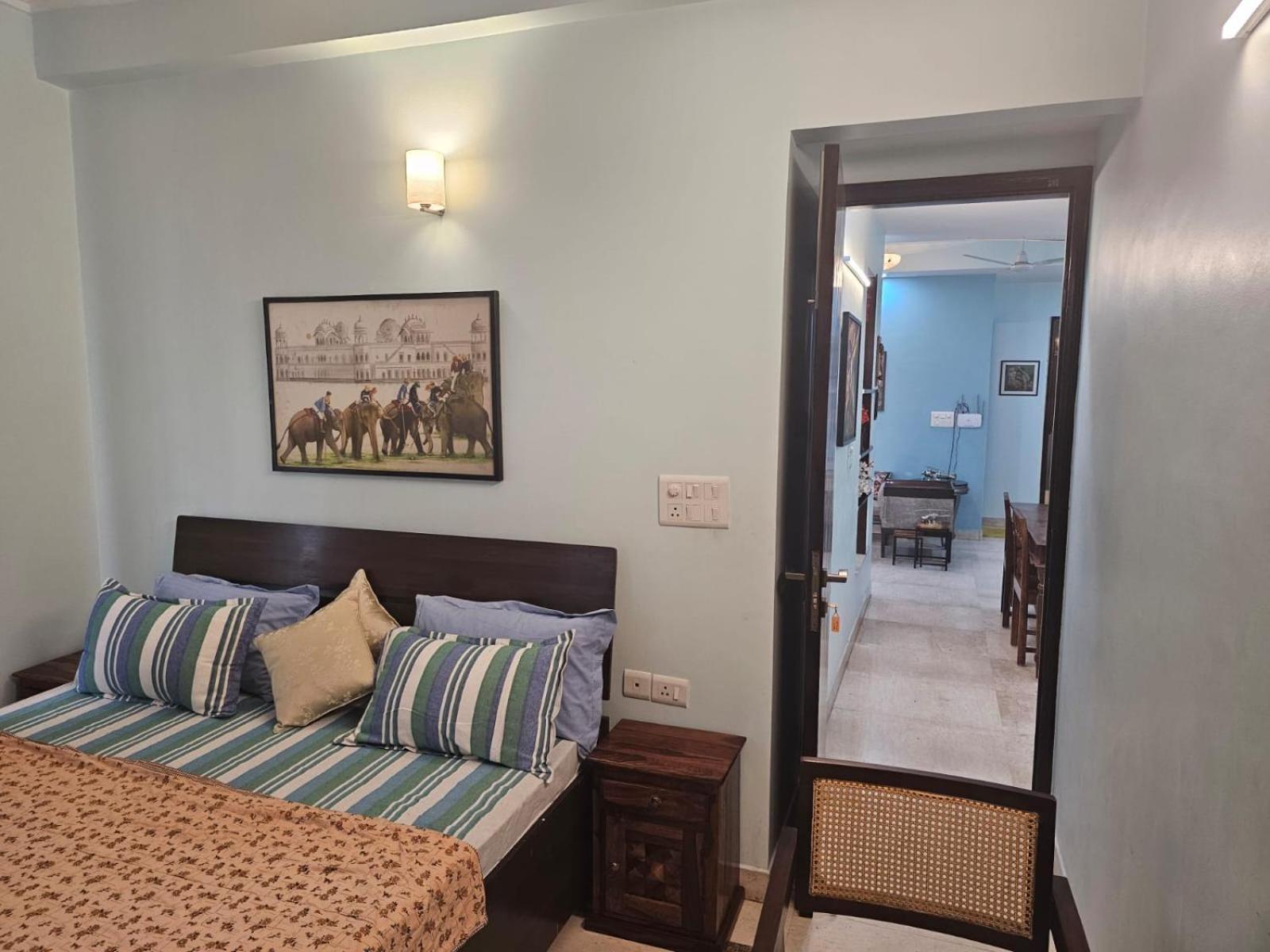 Sky Bloom Luxury Homestay Neu-Delhi Exterior foto