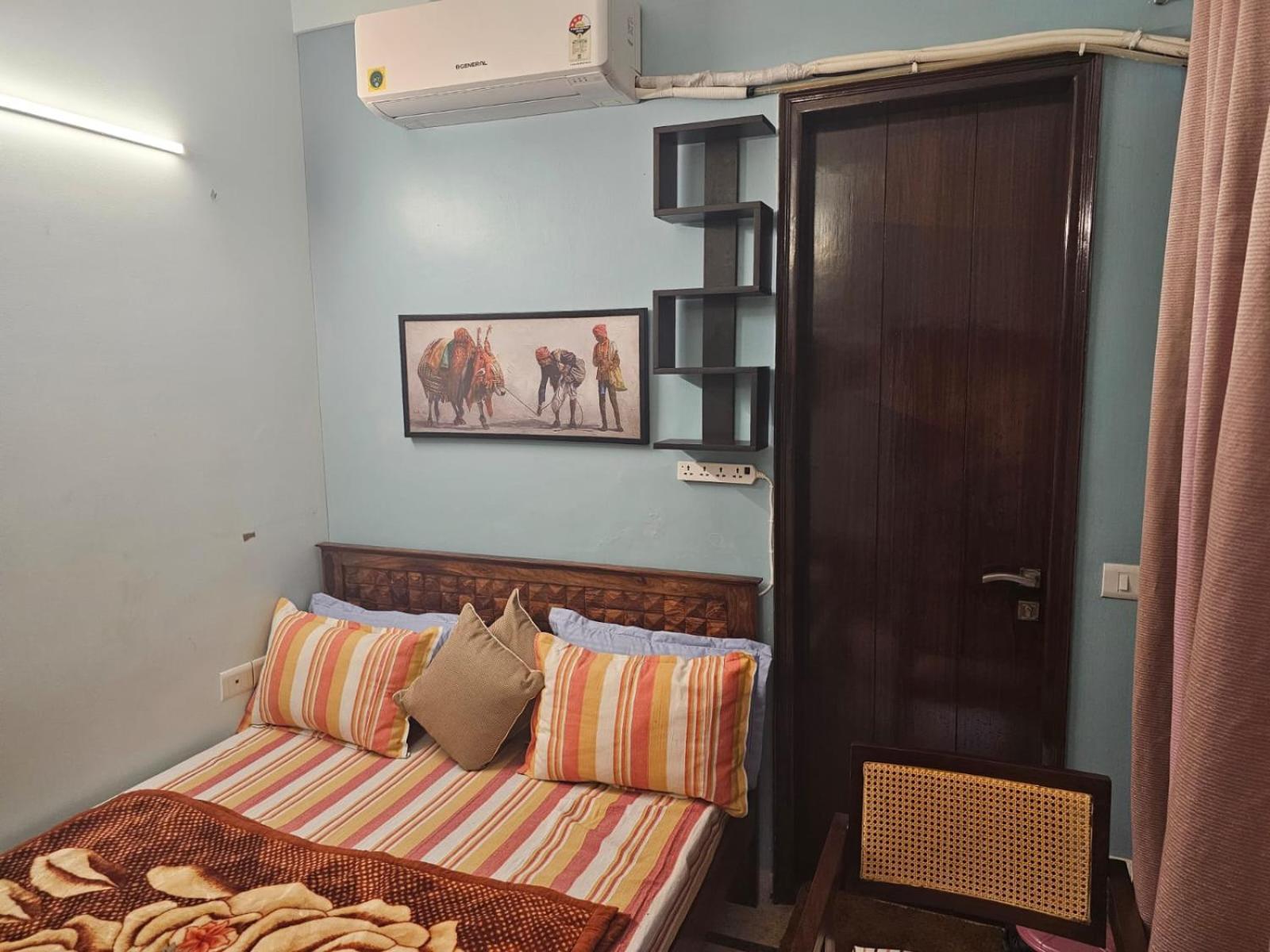 Sky Bloom Luxury Homestay Neu-Delhi Exterior foto